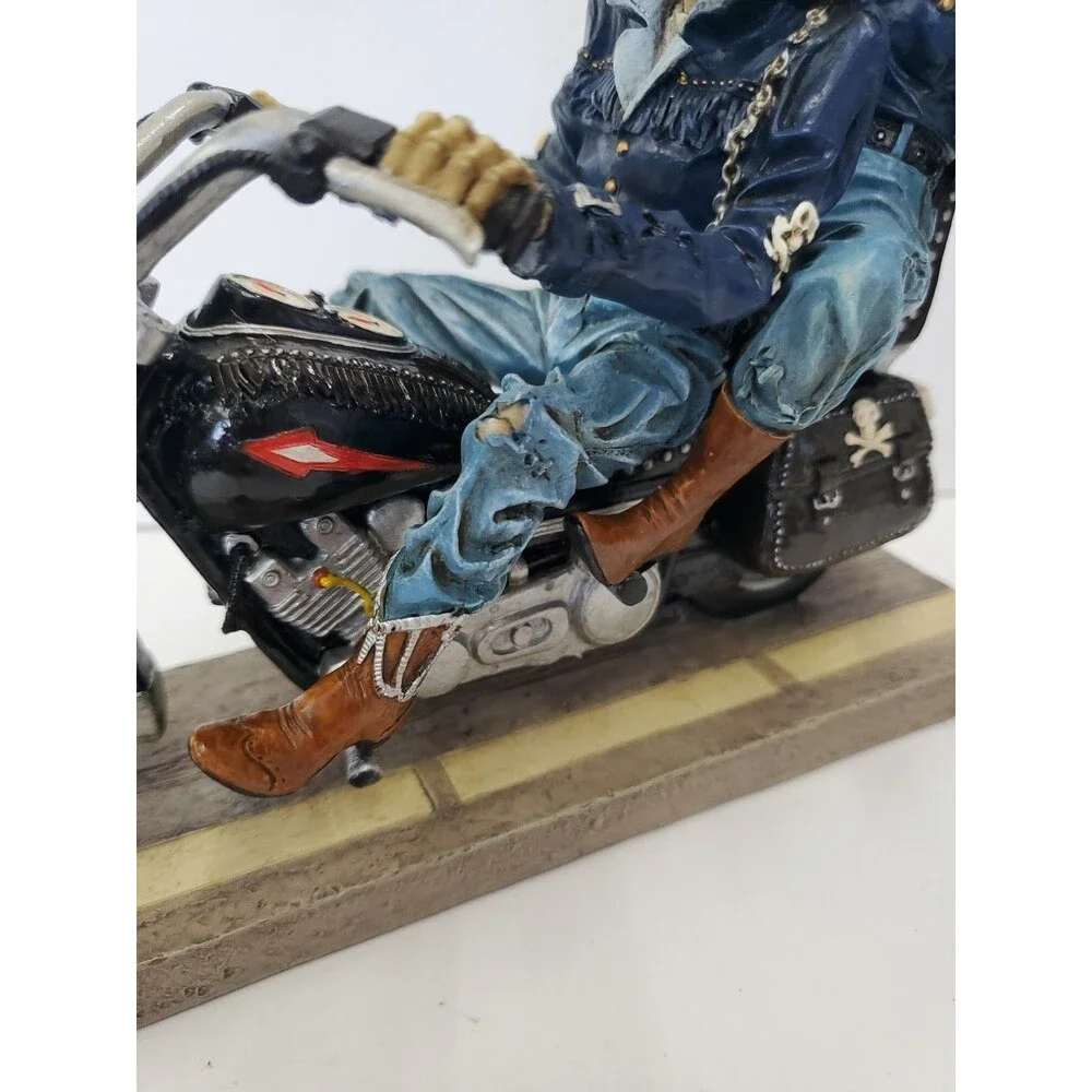 Figurine-Skull Lovers Riding Motorcycle By Studio Collection/Pacific/Resin/5058 - Picture 10 of 16